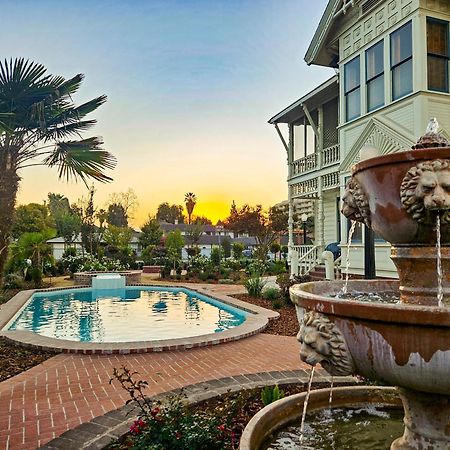 The Jd Hyde Historic Inn Visalia Extérieur photo