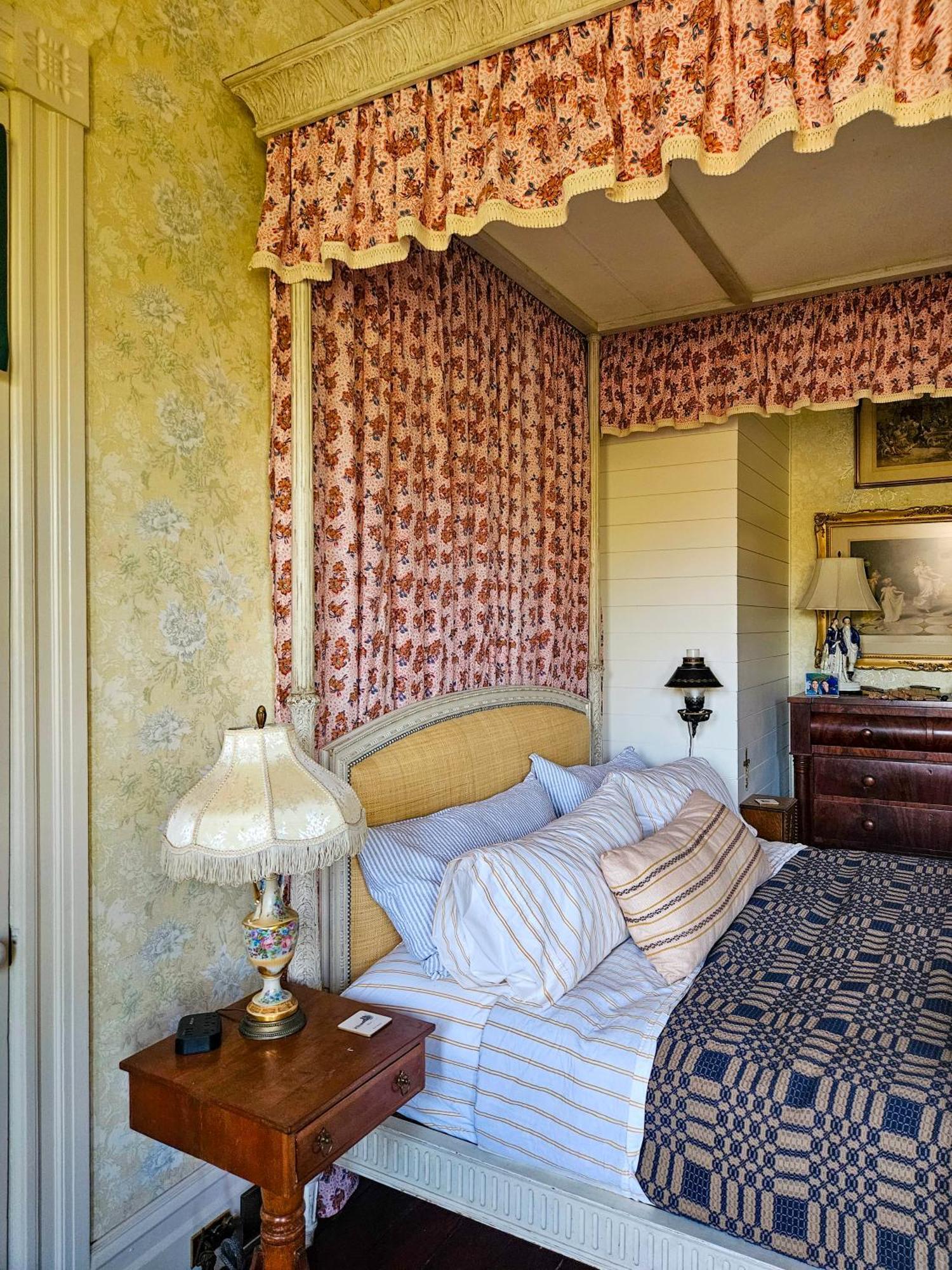 The Jd Hyde Historic Inn Visalia Extérieur photo