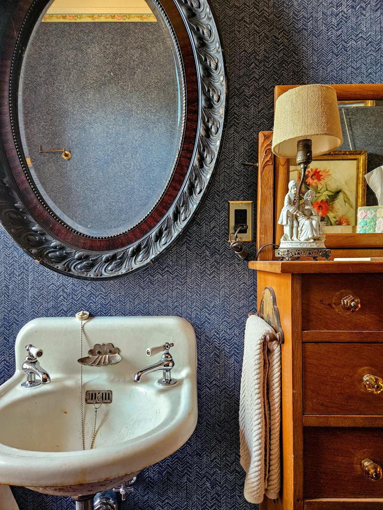The Jd Hyde Historic Inn Visalia Extérieur photo