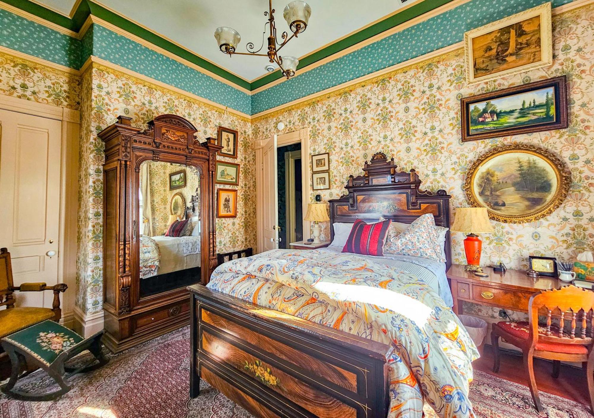 The Jd Hyde Historic Inn Visalia Extérieur photo