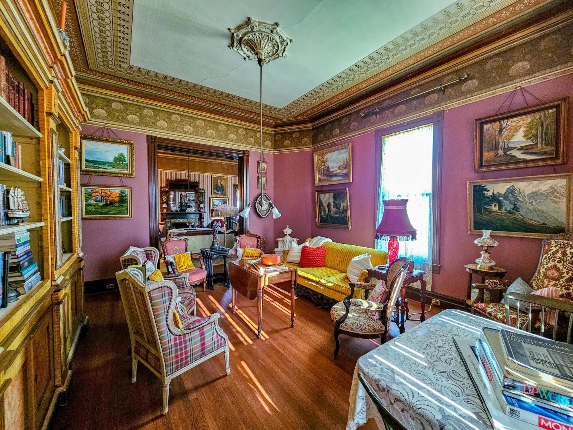 The Jd Hyde Historic Inn Visalia Extérieur photo