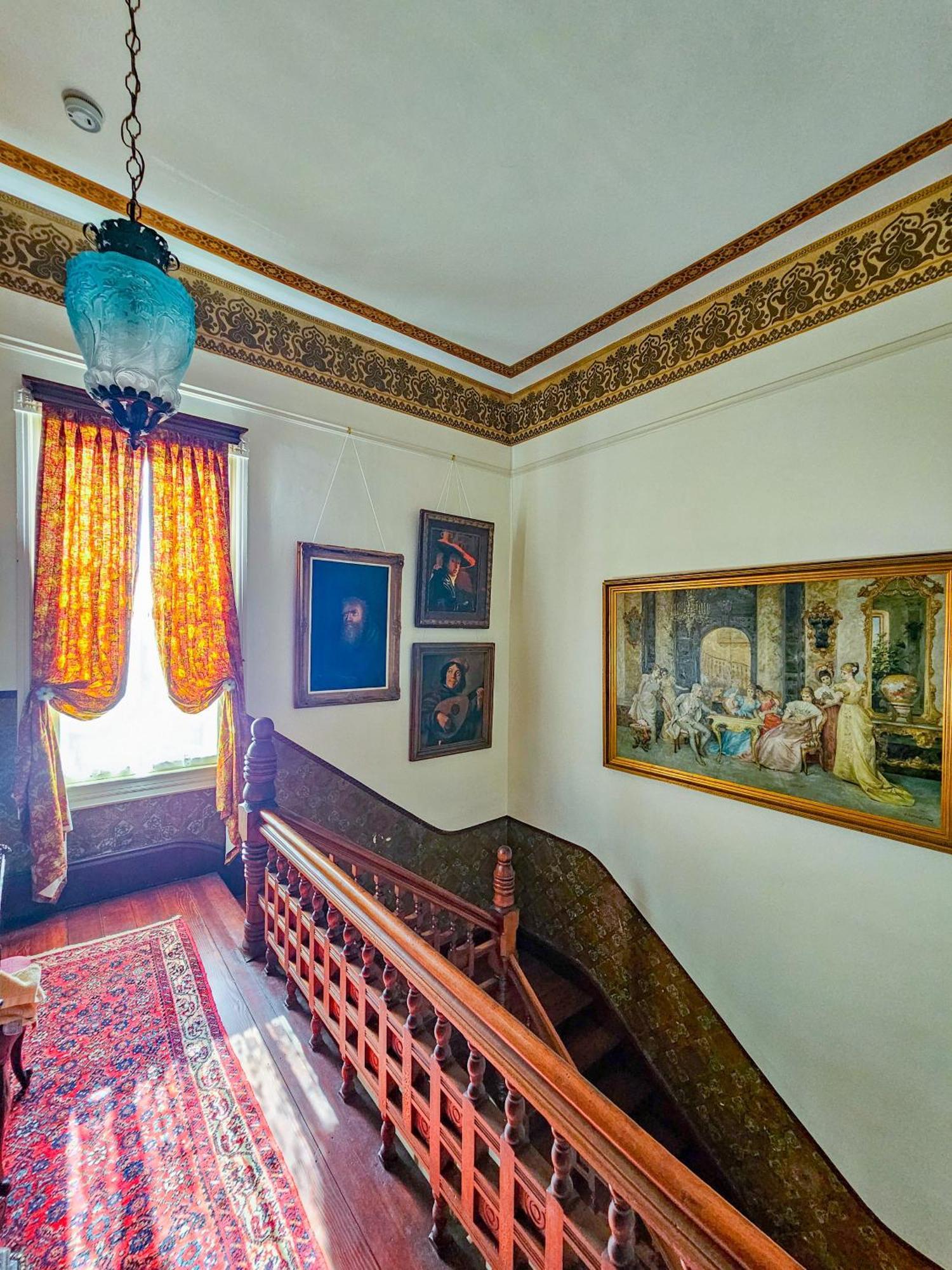 The Jd Hyde Historic Inn Visalia Extérieur photo
